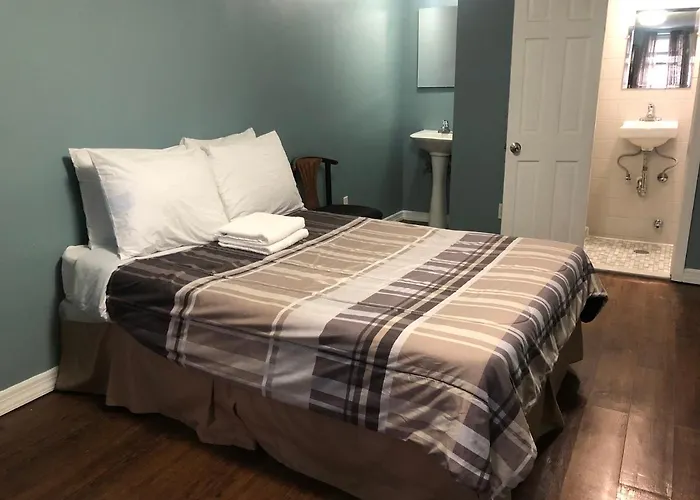 Chelsea International Hostel